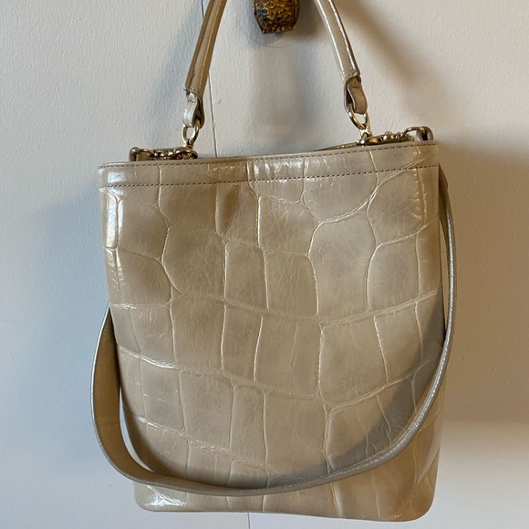 Brahmin Amelia Taupe Callisto Bag - Picture 9 of 11